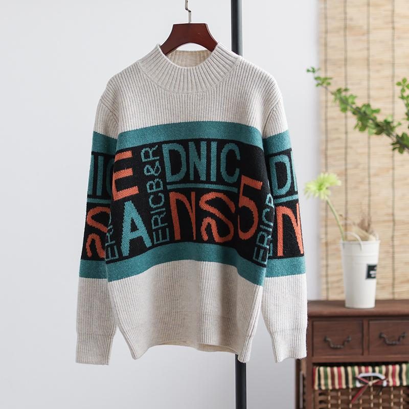 Herbst-winter-retro-buchstabe Lässiger Strickpullover