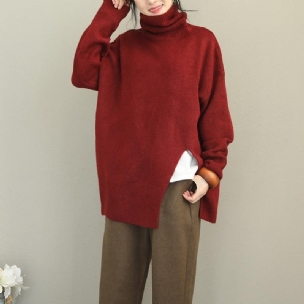 Hochgeschlossener Dicker Pullover Mit Schlitz