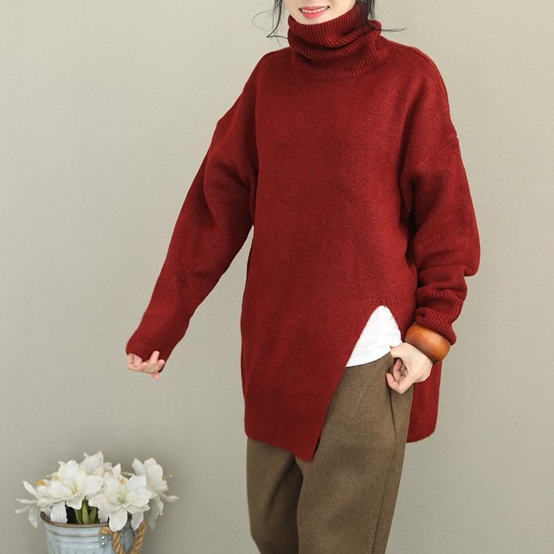 Hochgeschlossener Dicker Pullover Mit Schlitz