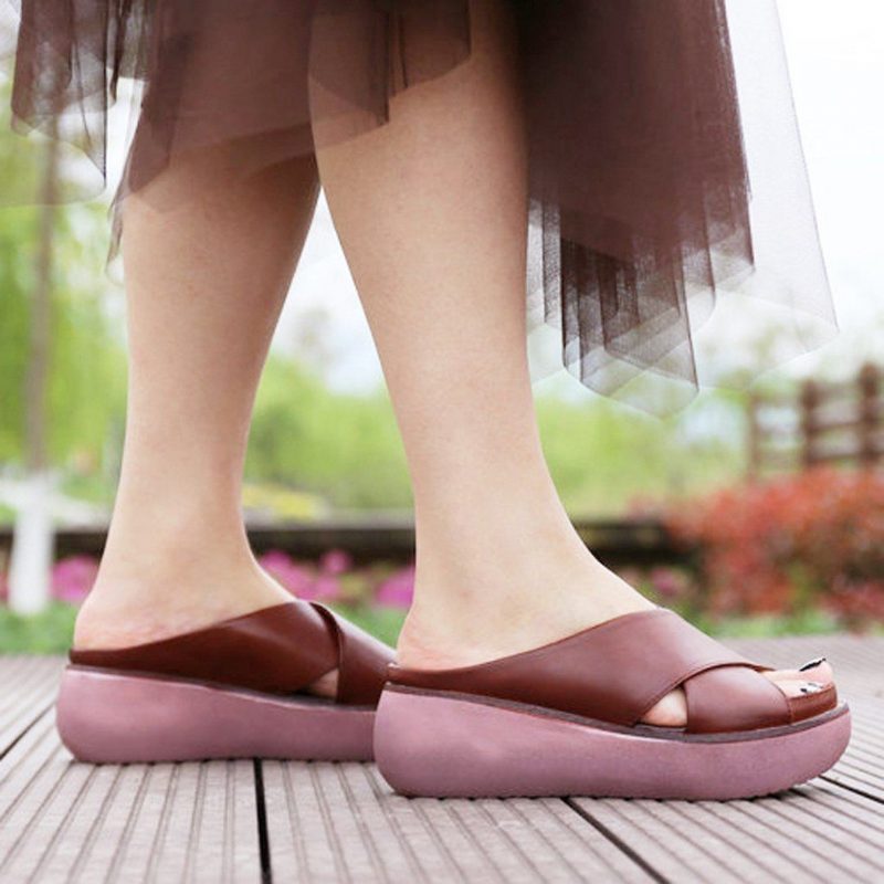 Lässige Plateau-slipper Aus Leder Im Retro-stil