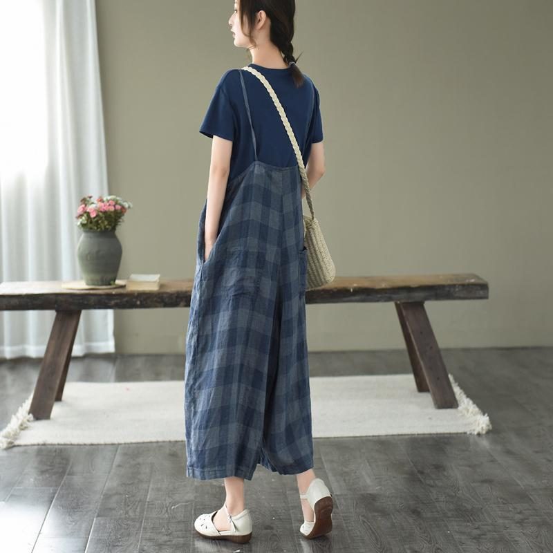 Sommerlicher Retro-overall Mit Weitem Bein Und Lockerer Schnalle