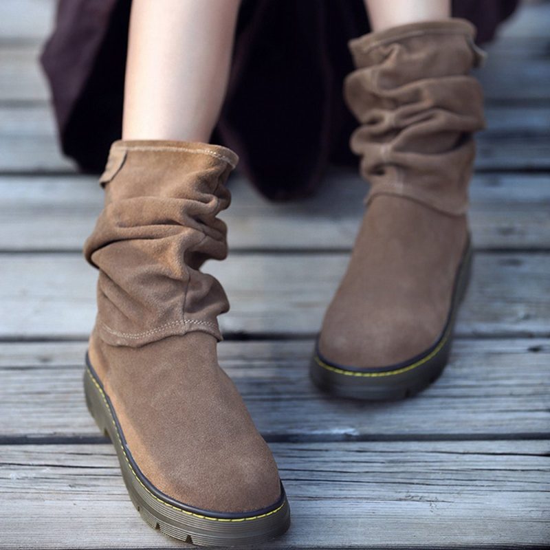 Bequeme Martin-stiefel Aus Veloursleder Mit Rüschen