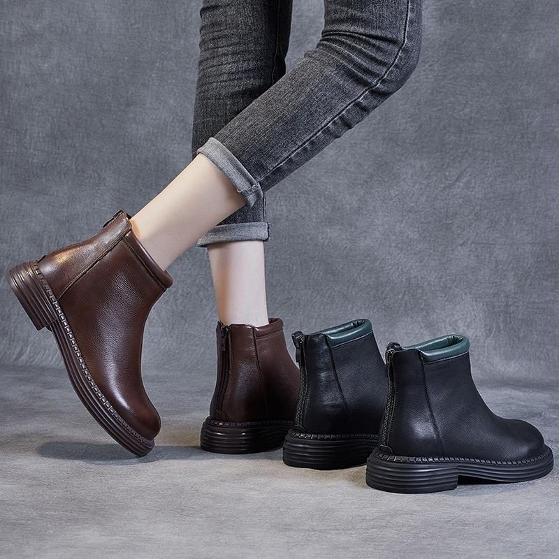 Handgefertigte Stiefeletten Aus Leder Im Herbst-winter-stil