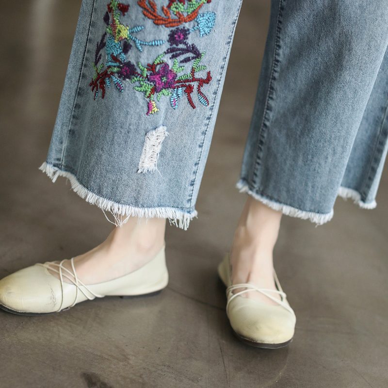 Weit Geschnittene Jeans Aus Baumwolle Im Retro-stil Mit Blumenstickerei