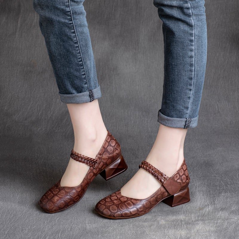 Frühlings-leder-frauen-retro-keil-klettverschluss-beiläufige Schuhe