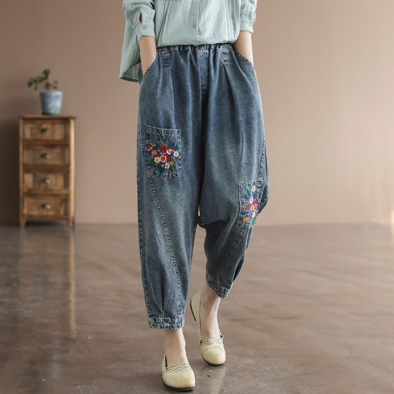 Frühlings-retro-harems-jeans Mit Blumenstickerei