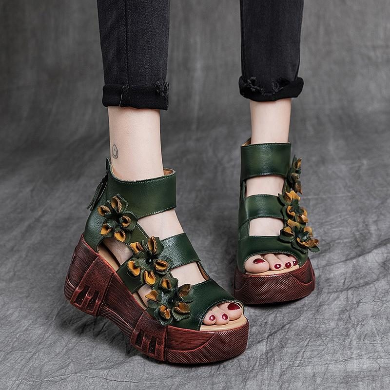 Frauen-retro-plateau-leder-sandalen Mit Blumenmuster