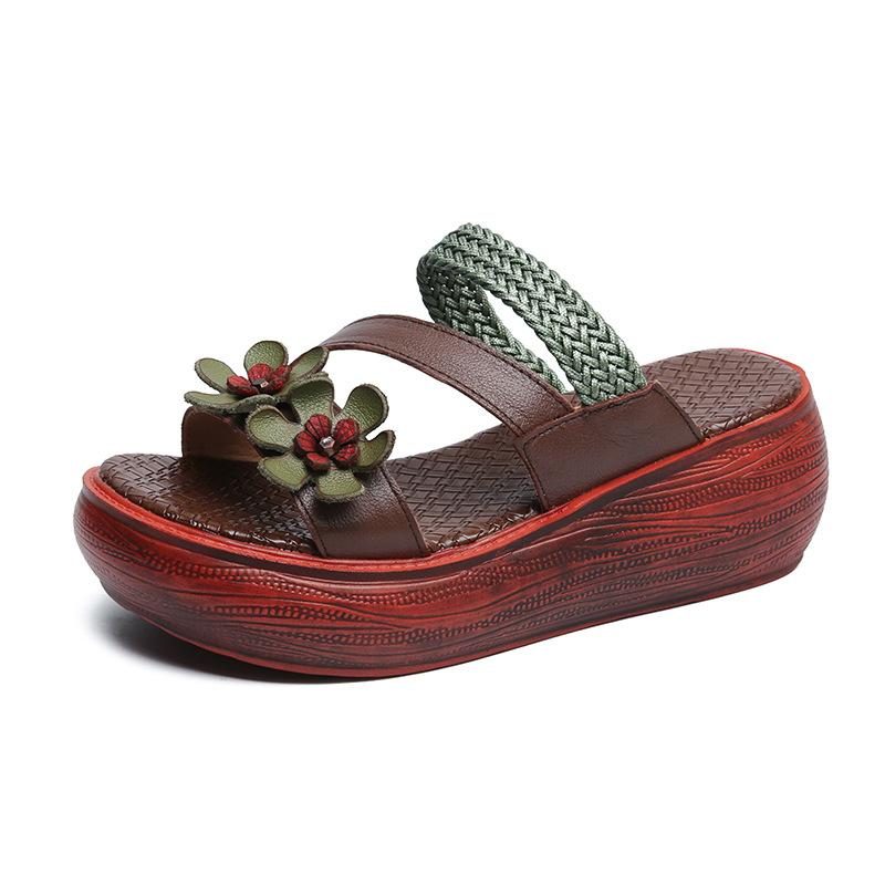 Lässige Handgefertigte Retro-leder-plateau-sandalen Mit Blumenmuster