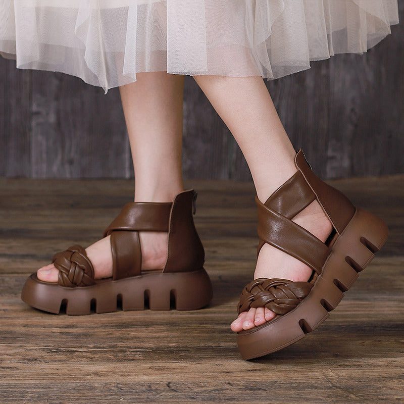 Sommer-frauen-leder-geflochtene Keil-sandalen