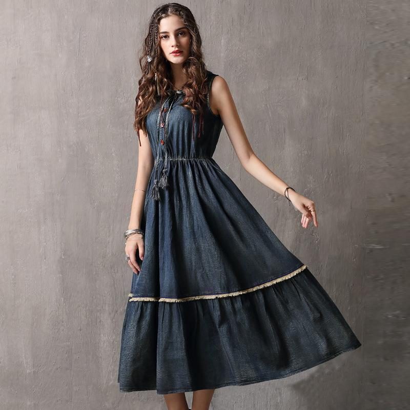 Ärmelloses Sommerkleid Aus Vintage-denim