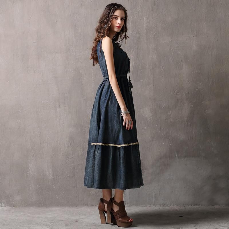 Ärmelloses Sommerkleid Aus Vintage-denim