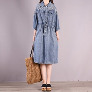 Knielanges Sommer-vintage-kleid Aus Lässigem Baumwoll-denim