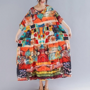 Kurzärmliges Sommerkleid Mit Abstraktem Muster Und Geraffter Taille